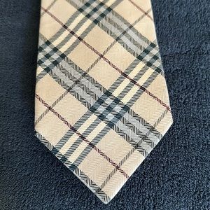 Burberry Men’s Tie- 100% Silk- Cream and Blue Detail